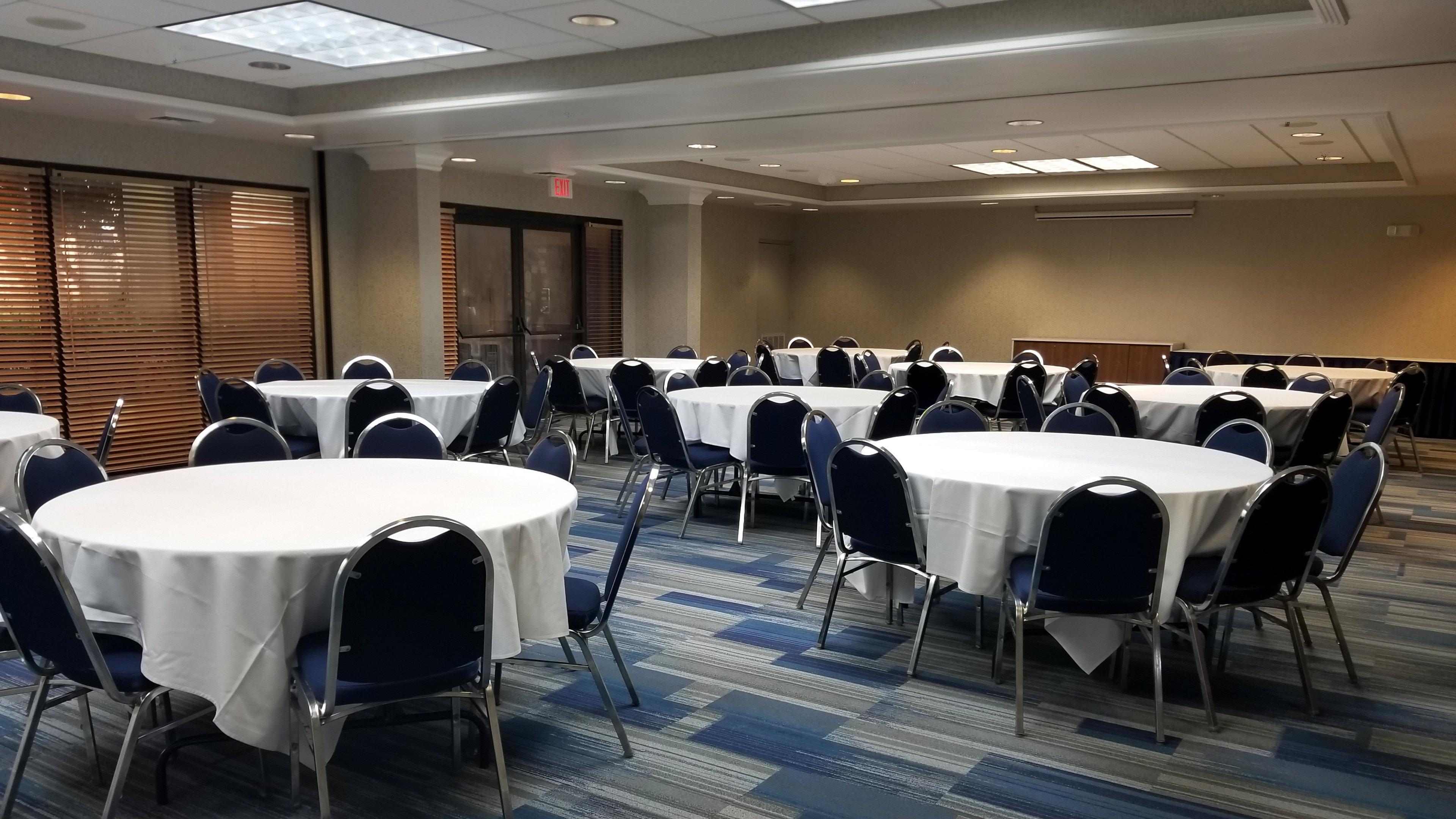 Holiday Inn Express & Suites Wilmington-University Center By Ihg Εξωτερικό φωτογραφία